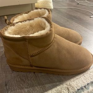 UGG Ultra Mini